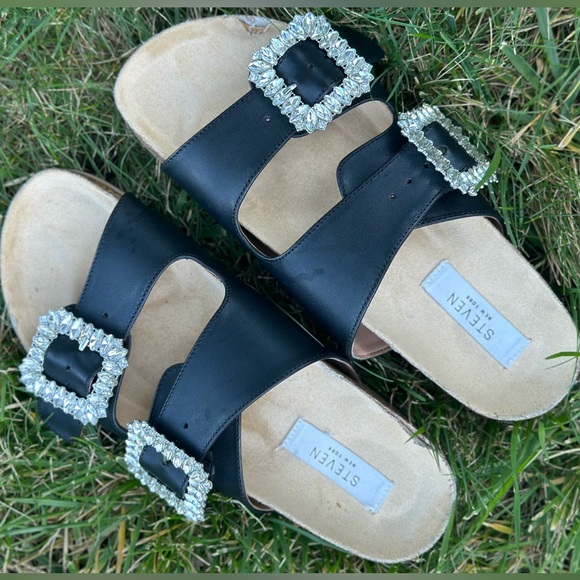 (USED) Steve Madden Rhinestone - Picture 1 of 3